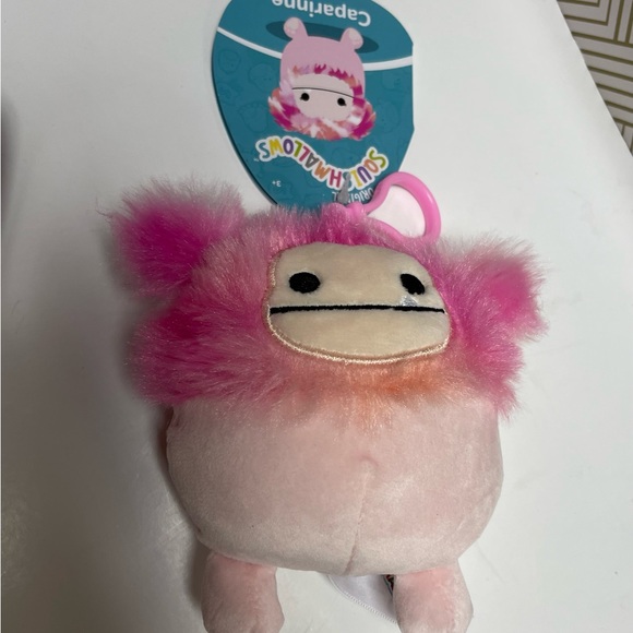 🆕 Squishmallow 3.5 Inch Caparinne Bigfoot Clip On Bag Keychain - Picture 2 of 3